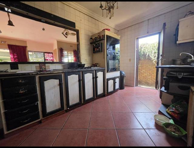 3 BEDROOM HOUSE FOR SALE IN RACEVIEW